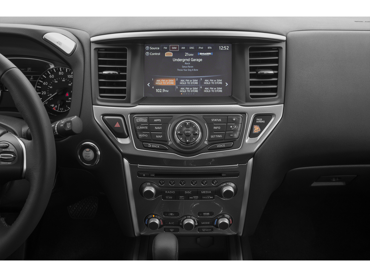 2019 Nissan Pathfinder SV