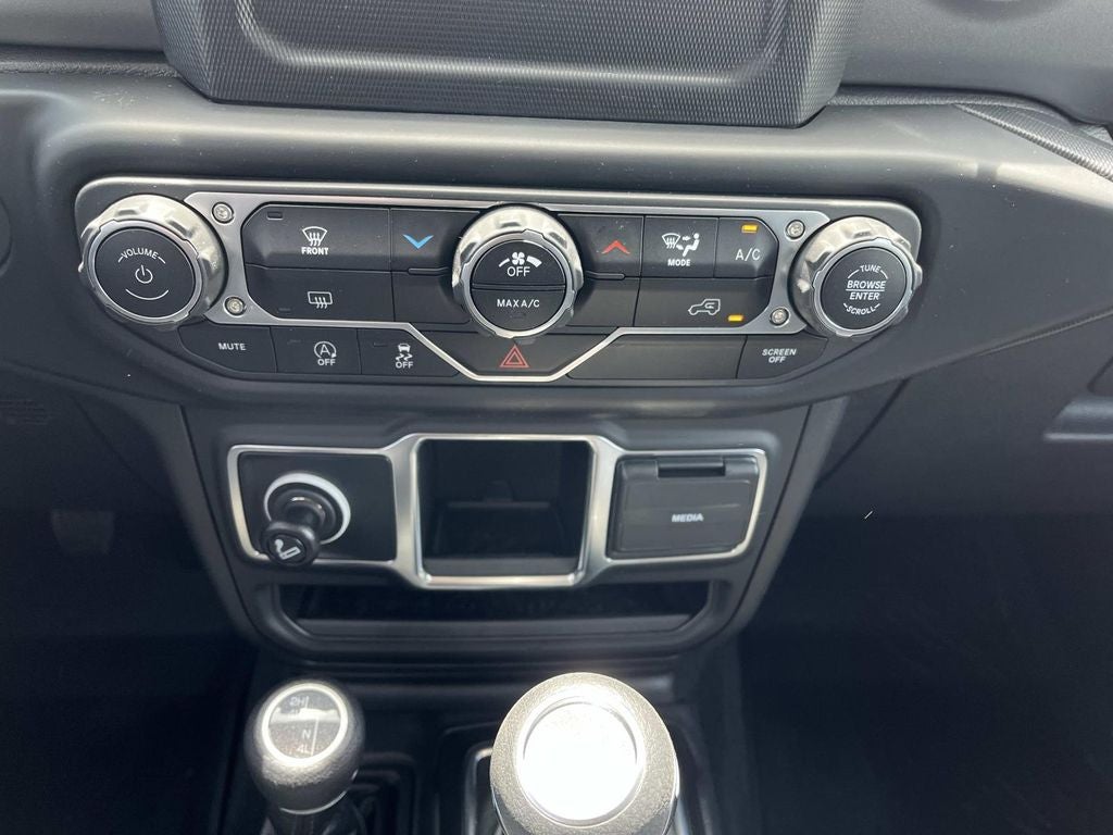 2023 Jeep Wrangler Sport