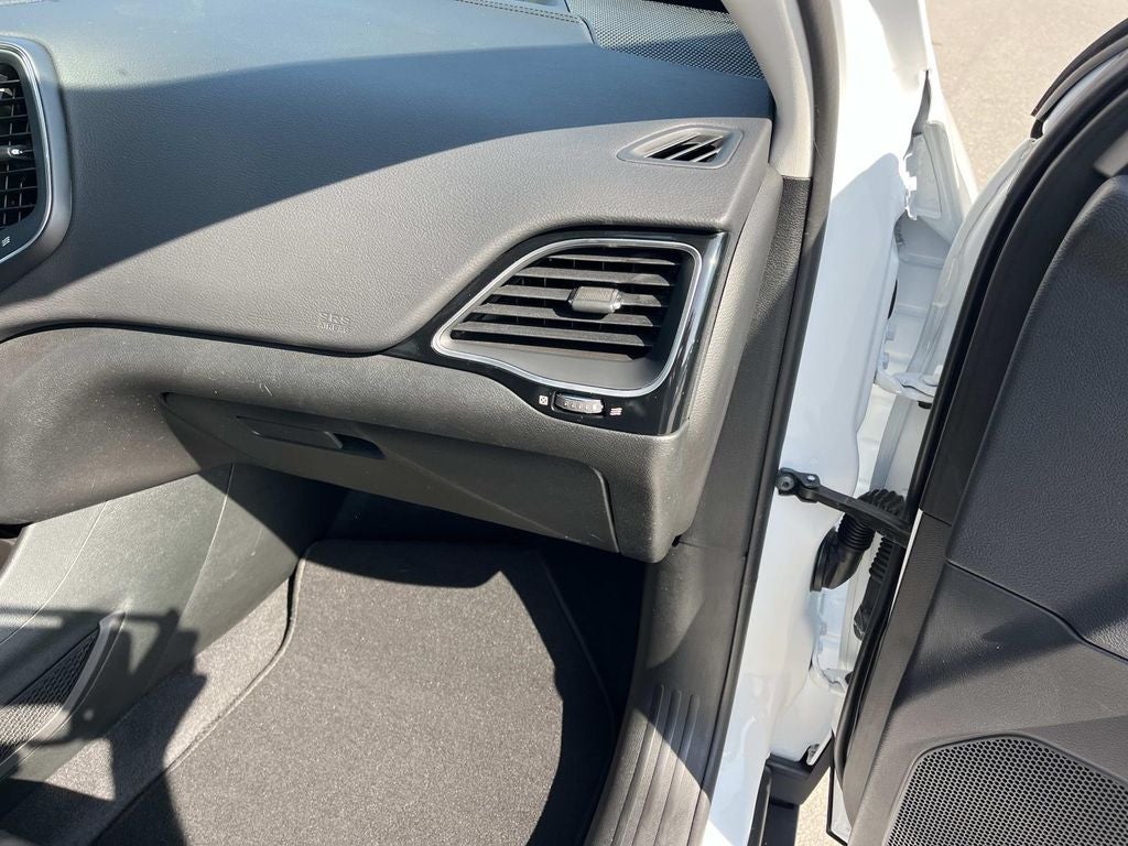 2023 Jeep Cherokee Altitude