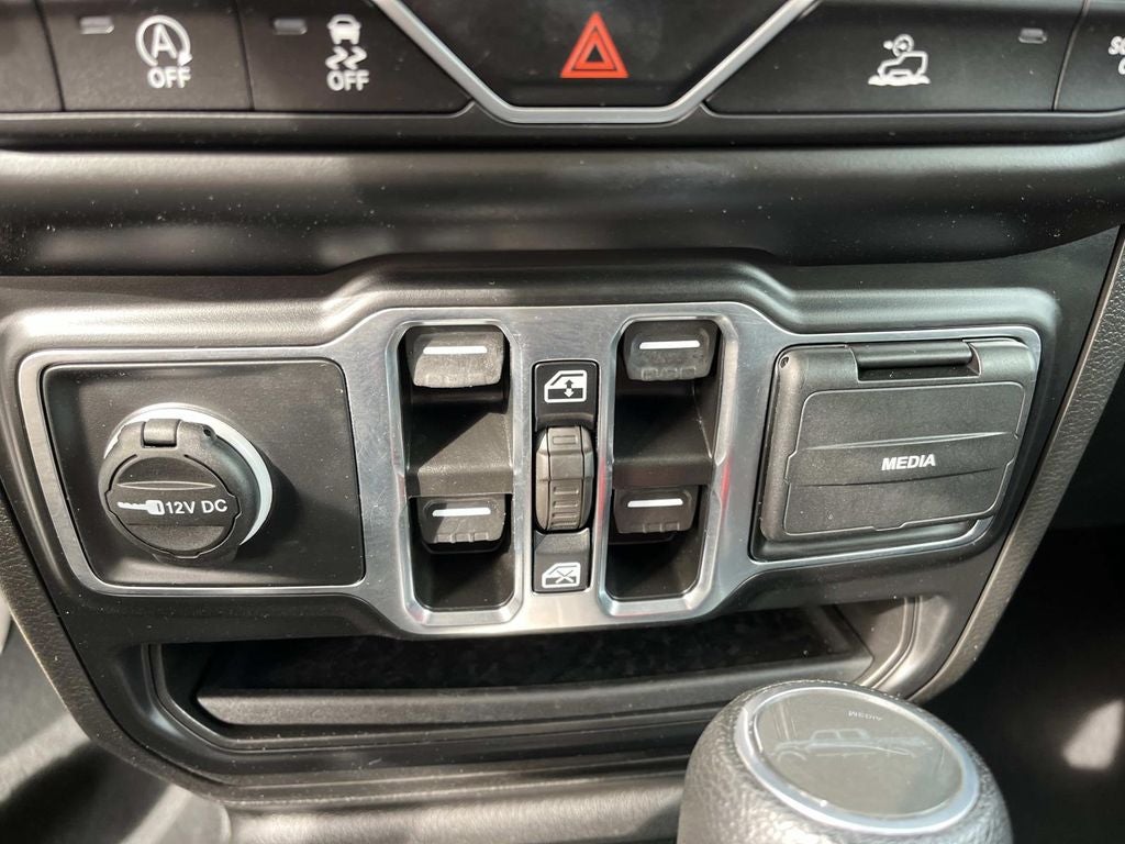 2023 Jeep Gladiator Overland