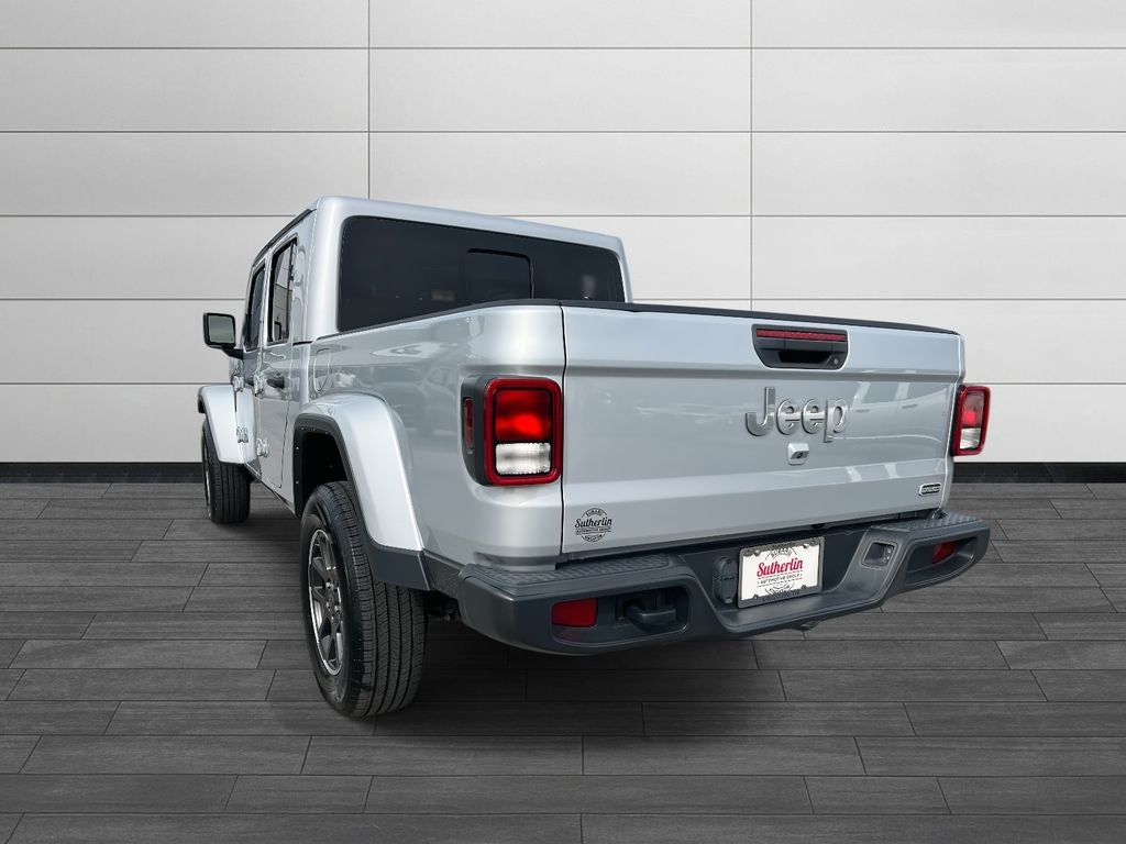 2023 Jeep Gladiator Overland