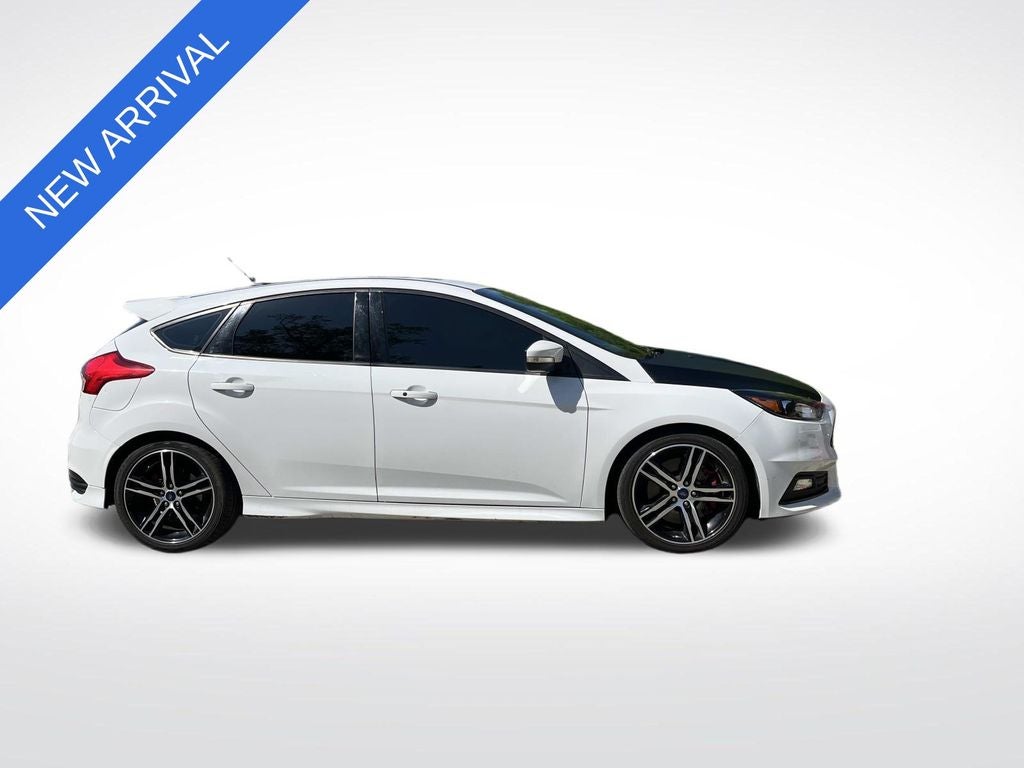 Used 2018 Ford Focus ST with VIN 1FADP3L93JL281600 for sale in Kingston, TN