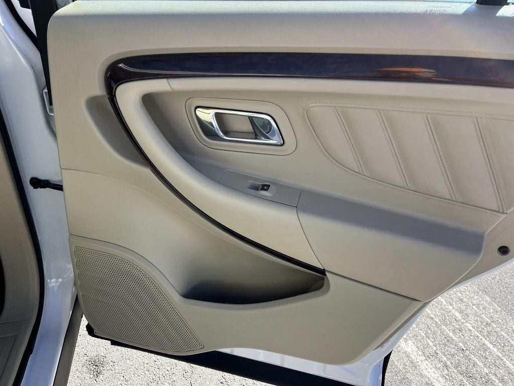 2019 Ford Taurus Limited