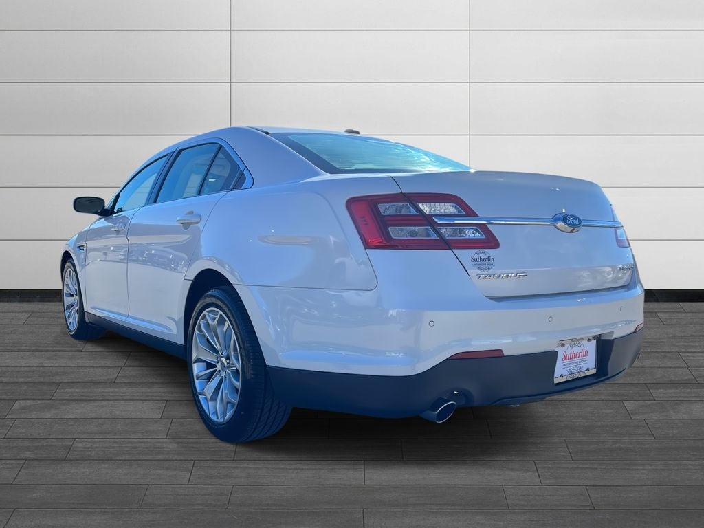 2019 Ford Taurus Limited