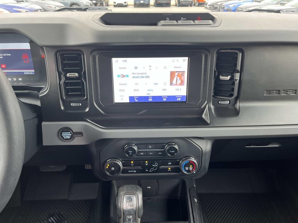 2023 Ford Bronco Base