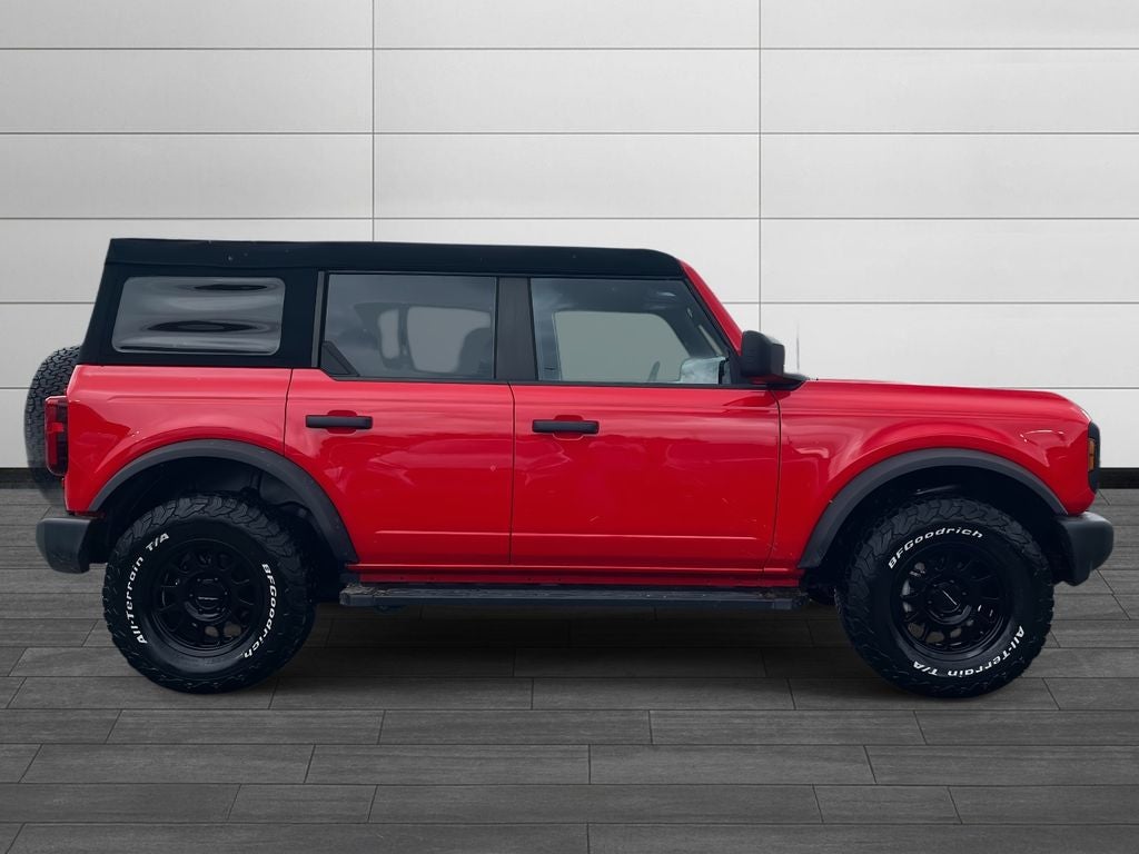 2023 Ford Bronco Base