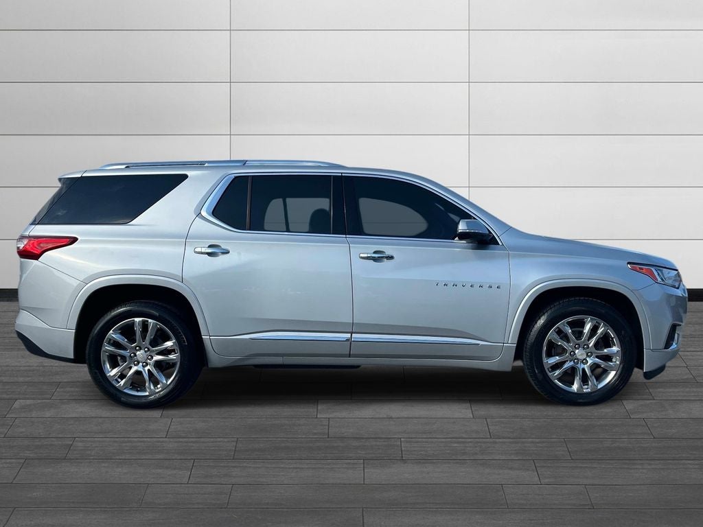 Used 2018 Chevrolet Traverse High Country with VIN 1GNEVKKWXJJ182832 for sale in Kingston, TN