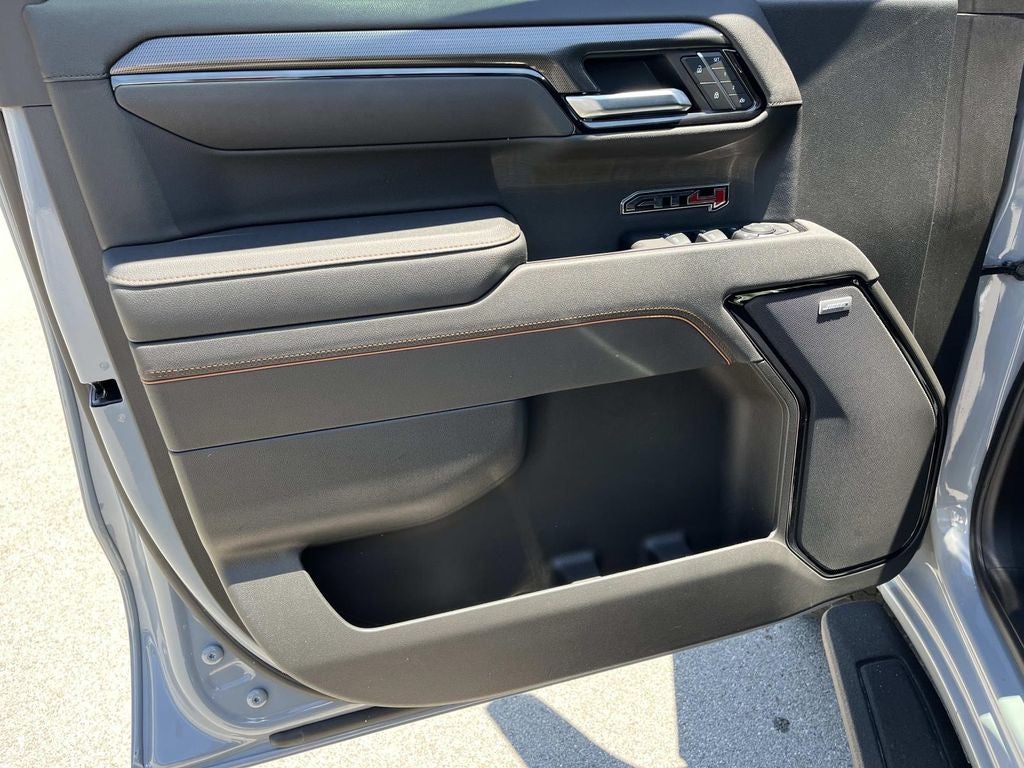 2025 GMC Sierra 1500 AT4