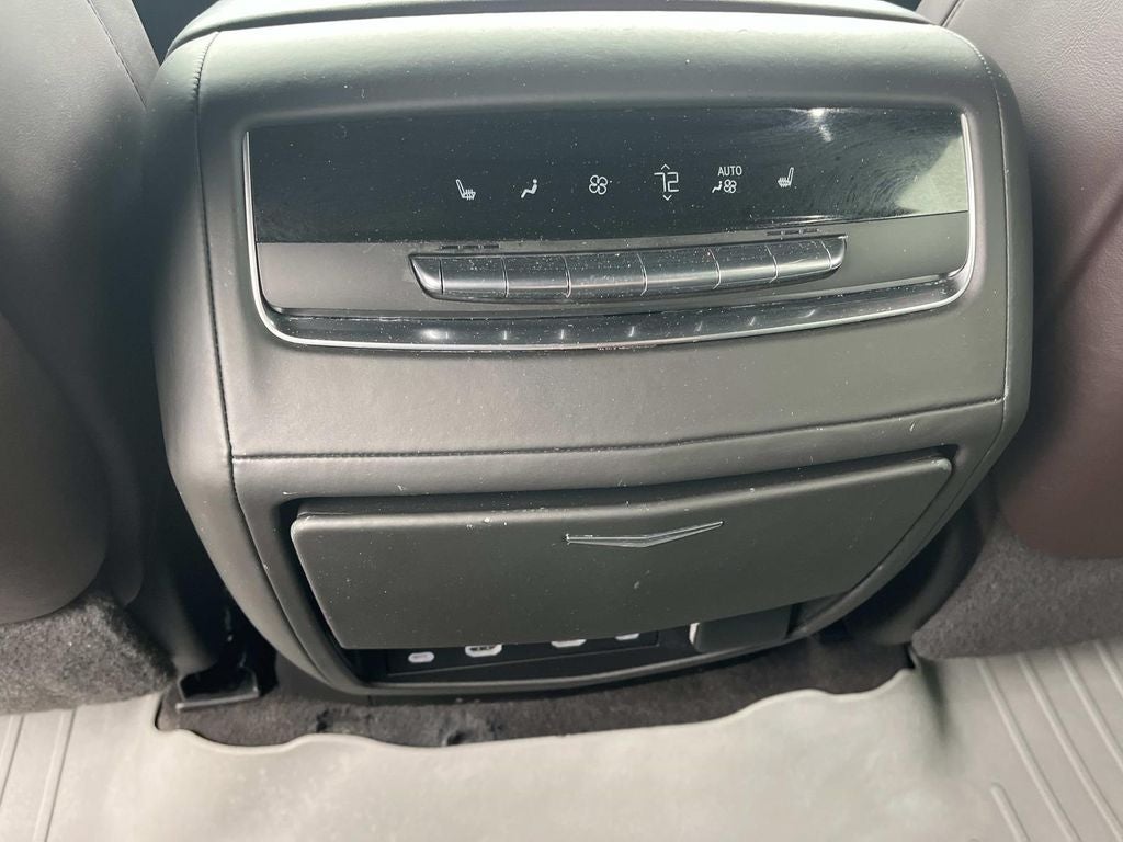 2022 Cadillac Escalade ESV Sport Platinum