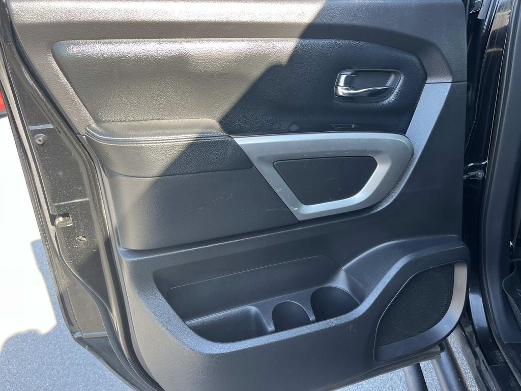 2017 Nissan Titan PRO-4X