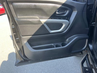 2017 Nissan Titan PRO-4X
