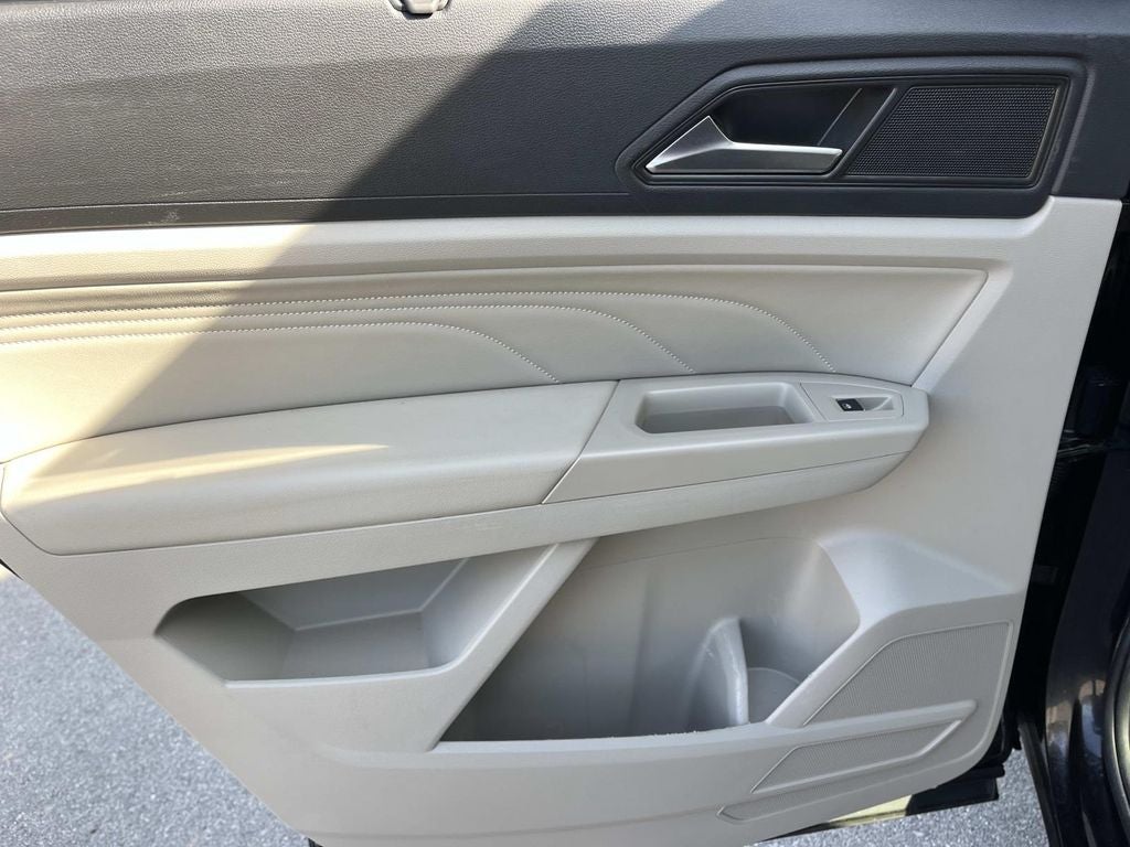 2023 Volkswagen Atlas 2.0T SE