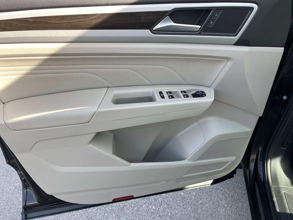 2023 Volkswagen Atlas 2.0T SE