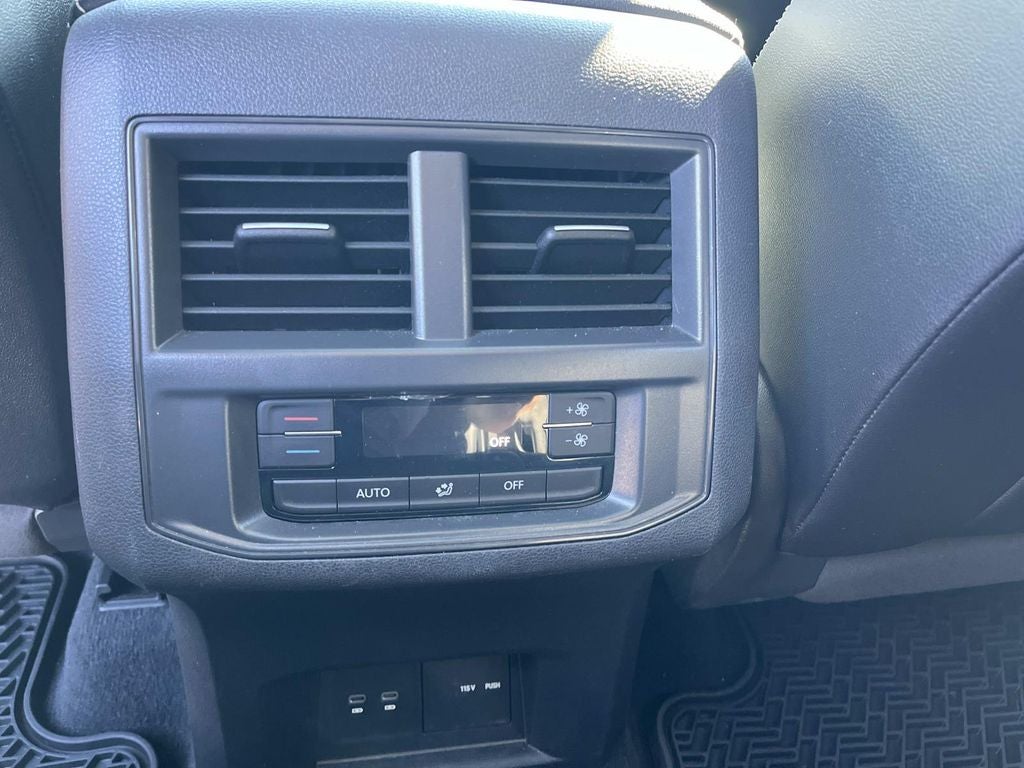 2023 Volkswagen Atlas 2.0T SE w/Technology