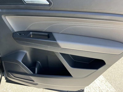 2023 Volkswagen Atlas 2.0T SE w/Technology