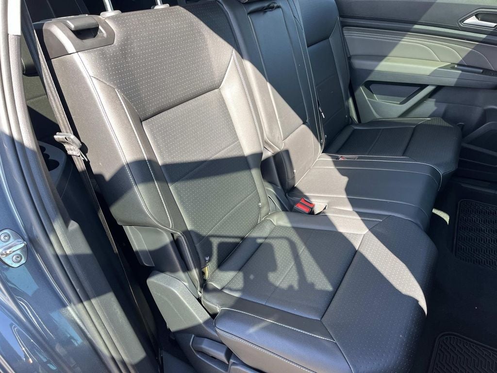 2023 Volkswagen Atlas 2.0T SE w/Technology