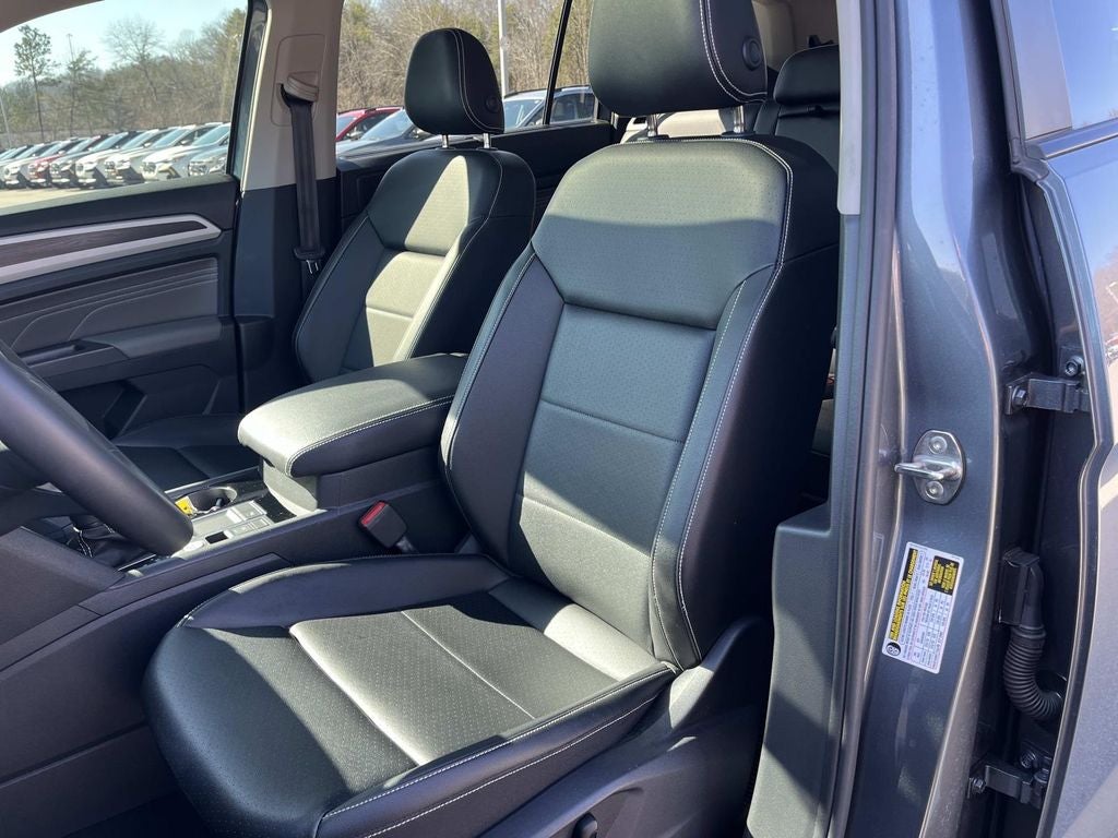 2023 Volkswagen Atlas 2.0T SE w/Technology
