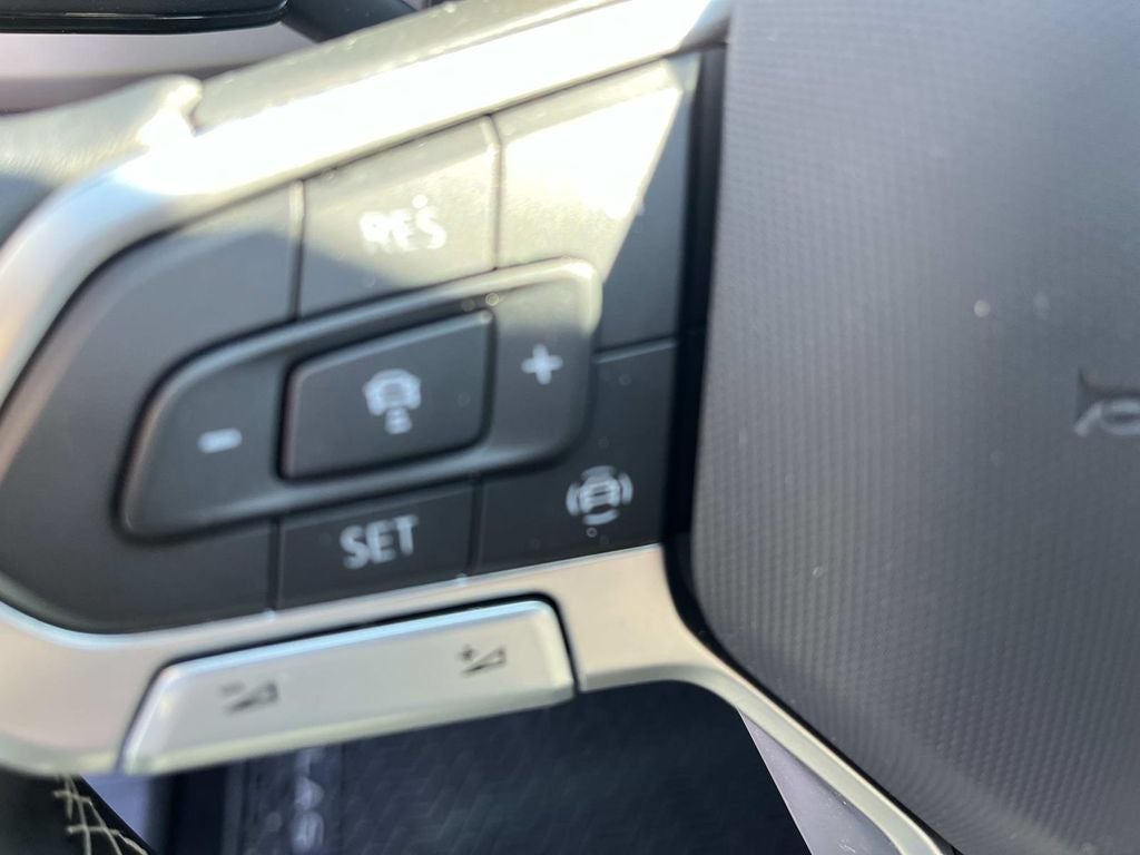 2023 Volkswagen Atlas 2.0T SE w/Technology