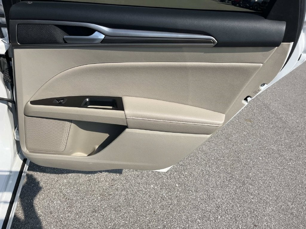 2018 Ford Fusion Hybrid SE