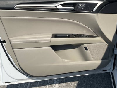 2018 Ford Fusion Hybrid SE