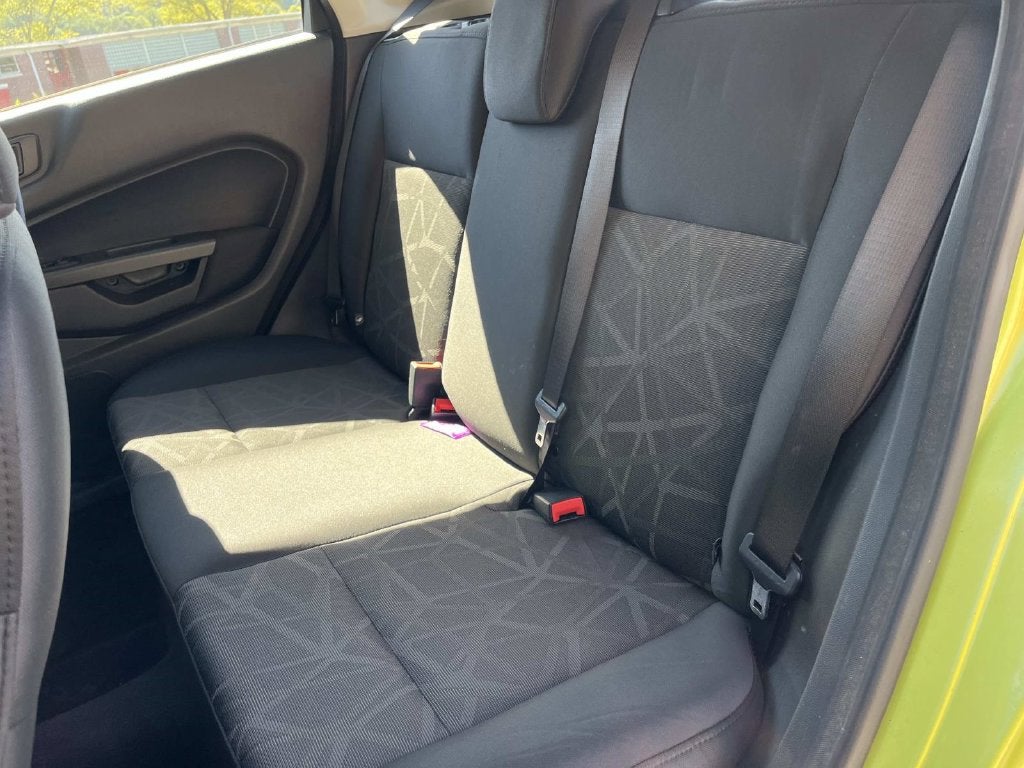 2011 Ford Fiesta SES
