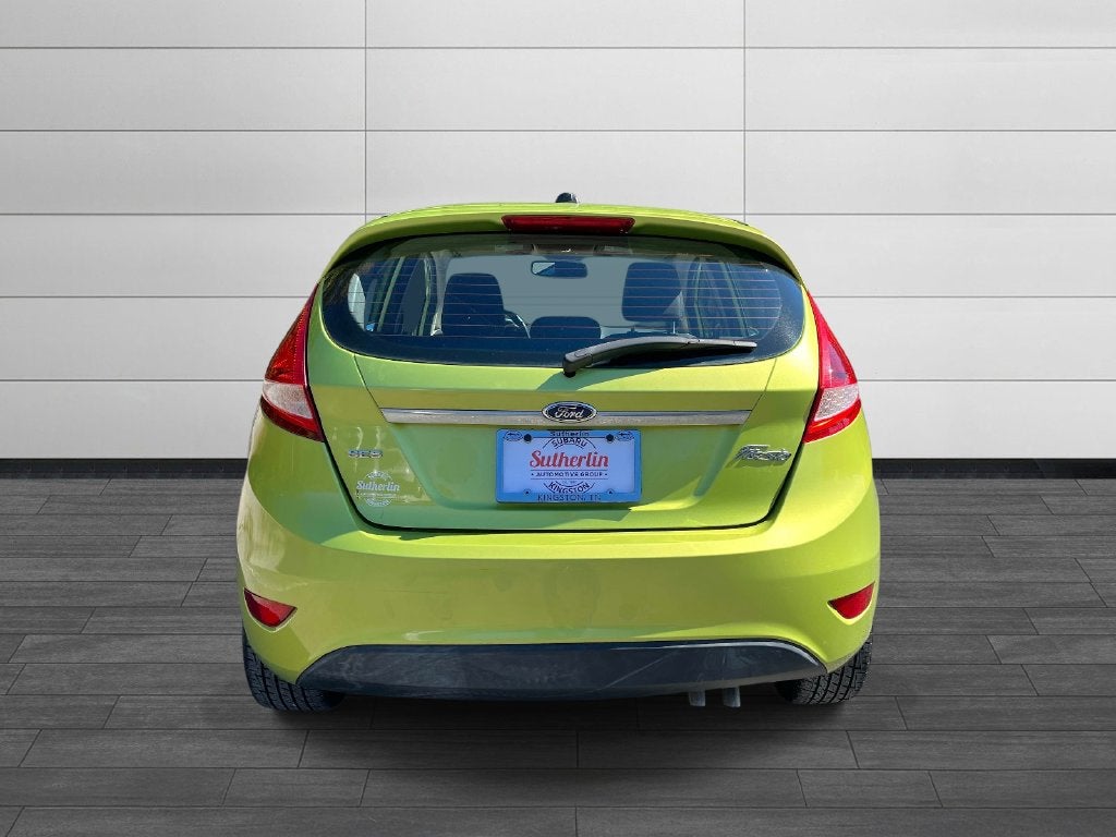 2011 Ford Fiesta SES