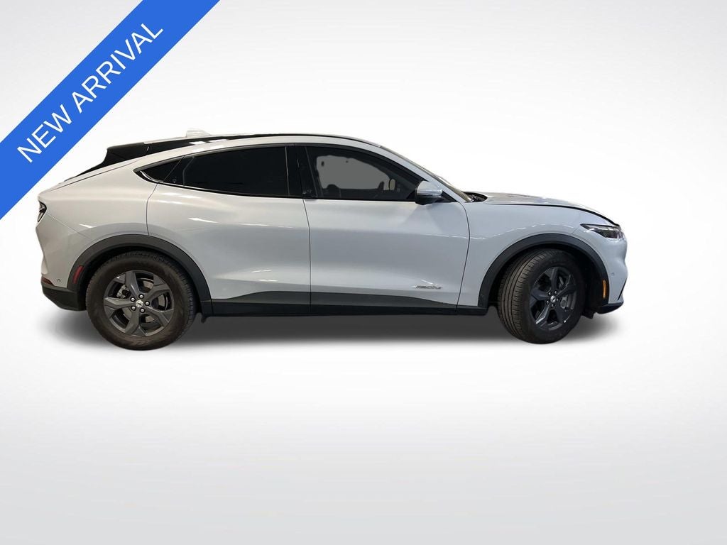 2022 Ford Mustang Mach-E Select