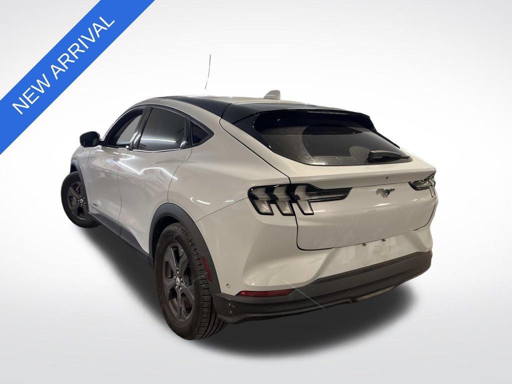 2022 Ford Mustang Mach-E Select