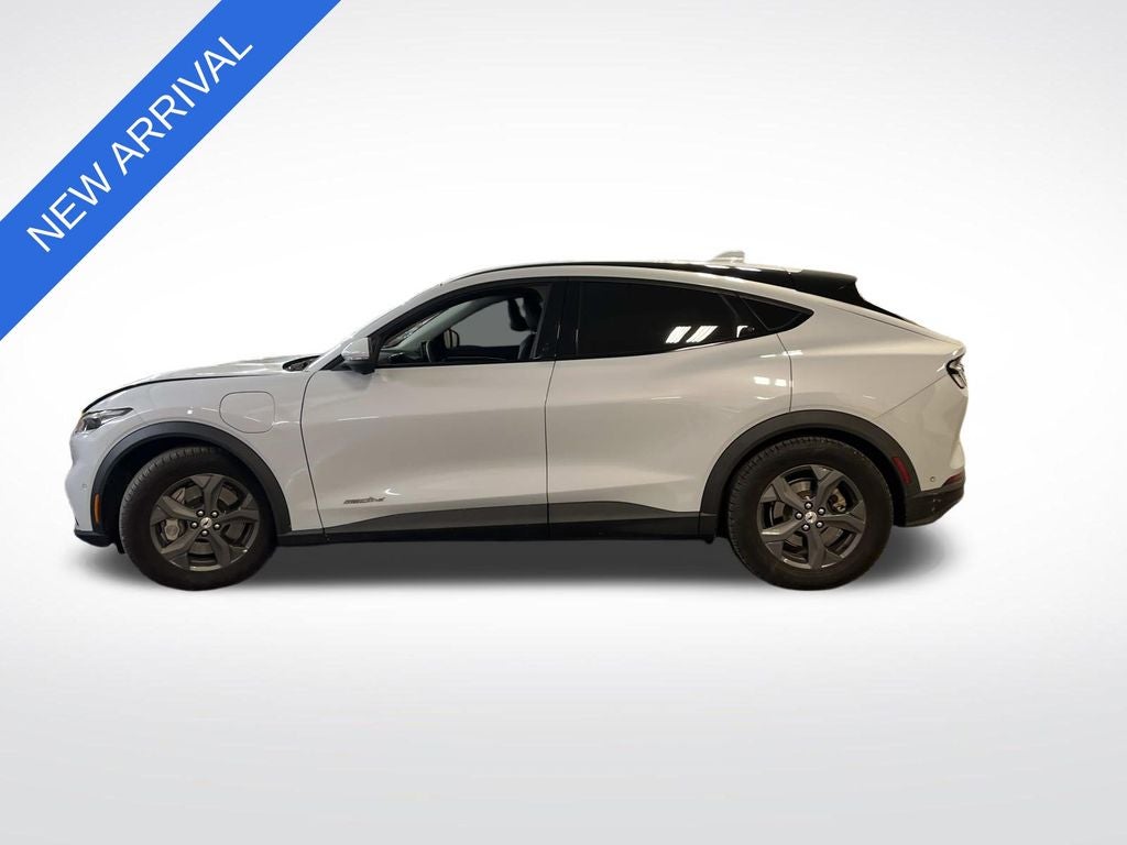 2022 Ford Mustang Mach-E Select