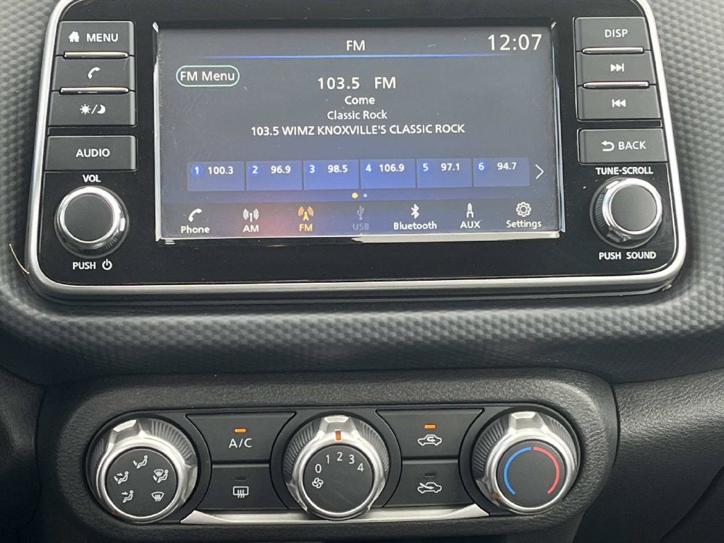 2023 Nissan Kicks S