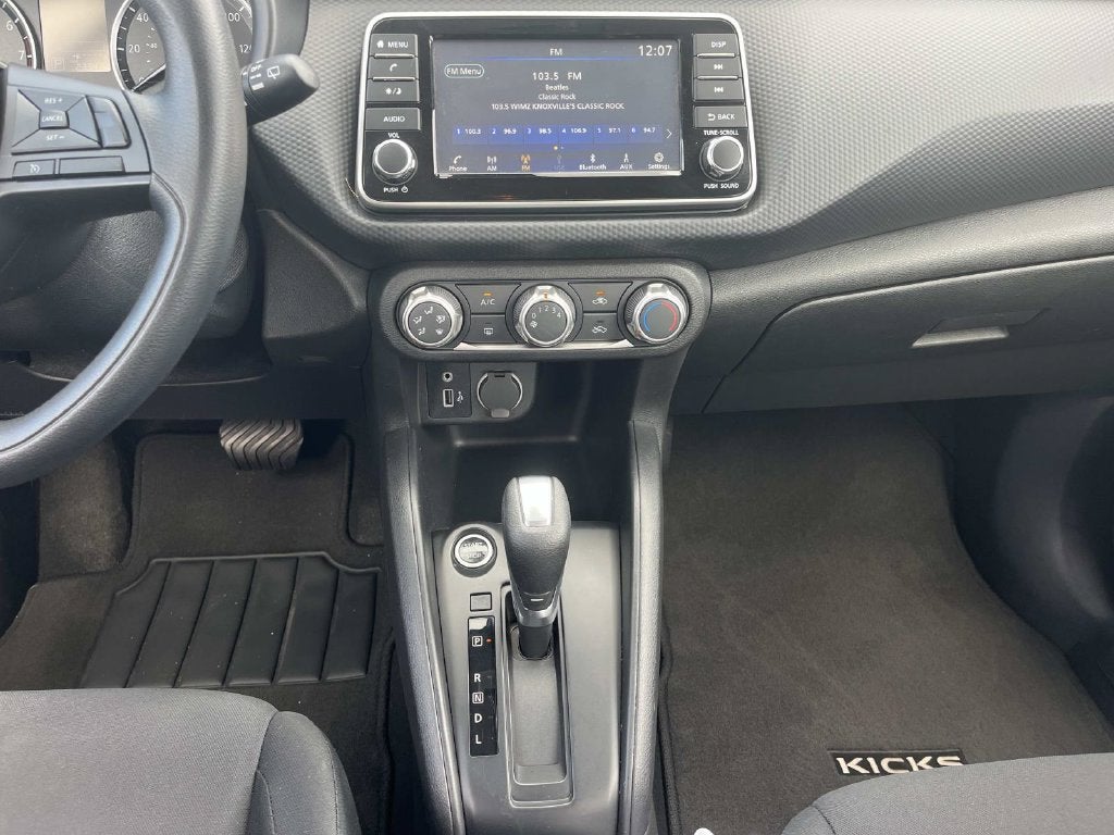 2023 Nissan Kicks S