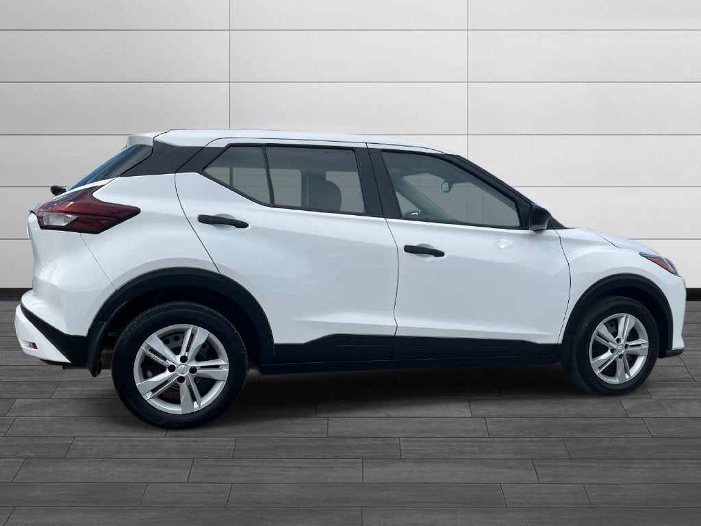 2023 Nissan Kicks S