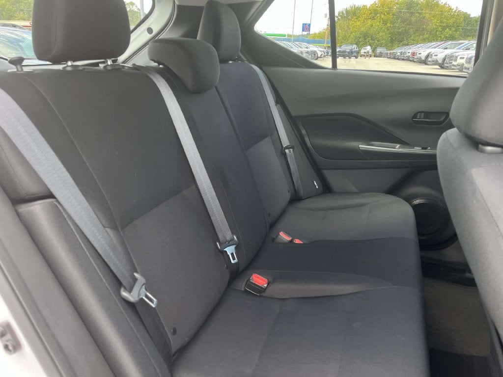 2023 Nissan Kicks S