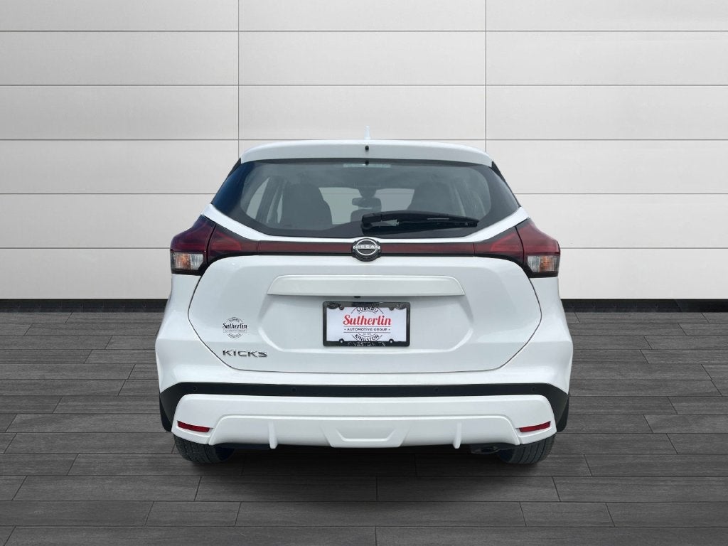 2023 Nissan Kicks S