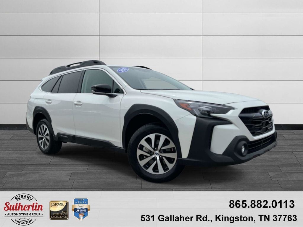 2025 Subaru Outback Premium's photo