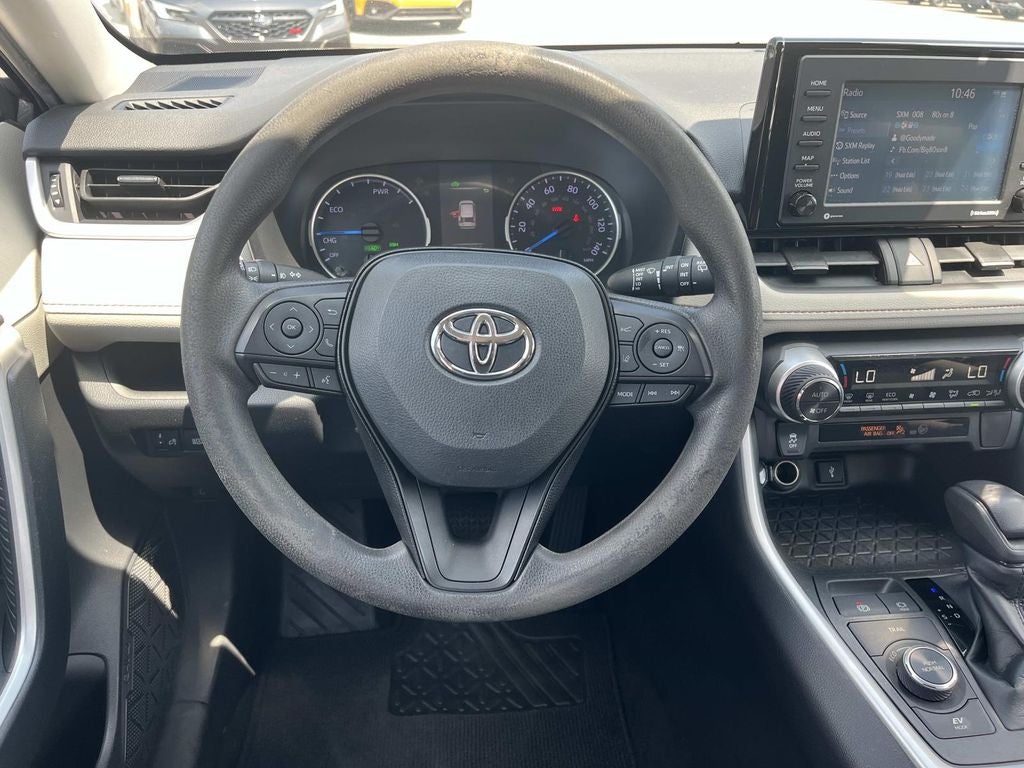 2020 Toyota RAV4 Hybrid XLE