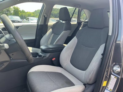 2020 Toyota RAV4 Hybrid XLE