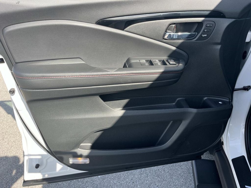 2025 Honda Ridgeline Black Edition
