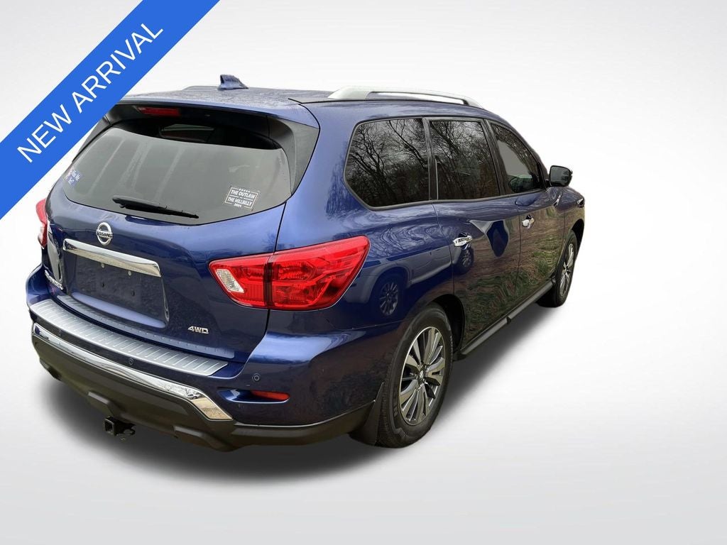 2020 Nissan Pathfinder S