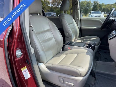 2015 Toyota Sienna XLE Premium 8 Passenger
