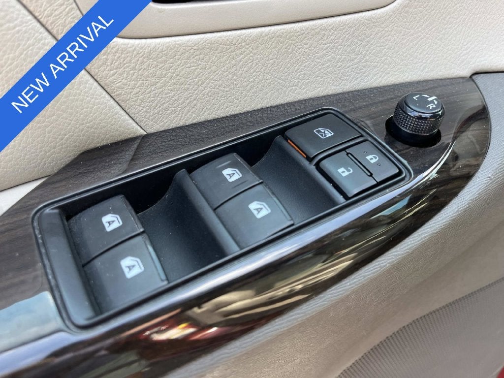 2015 Toyota Sienna XLE Premium 8 Passenger