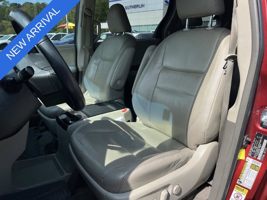 2015 Toyota Sienna XLE Premium 8 Passenger