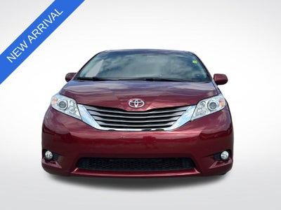 2015 Toyota Sienna XLE Premium 8 Passenger