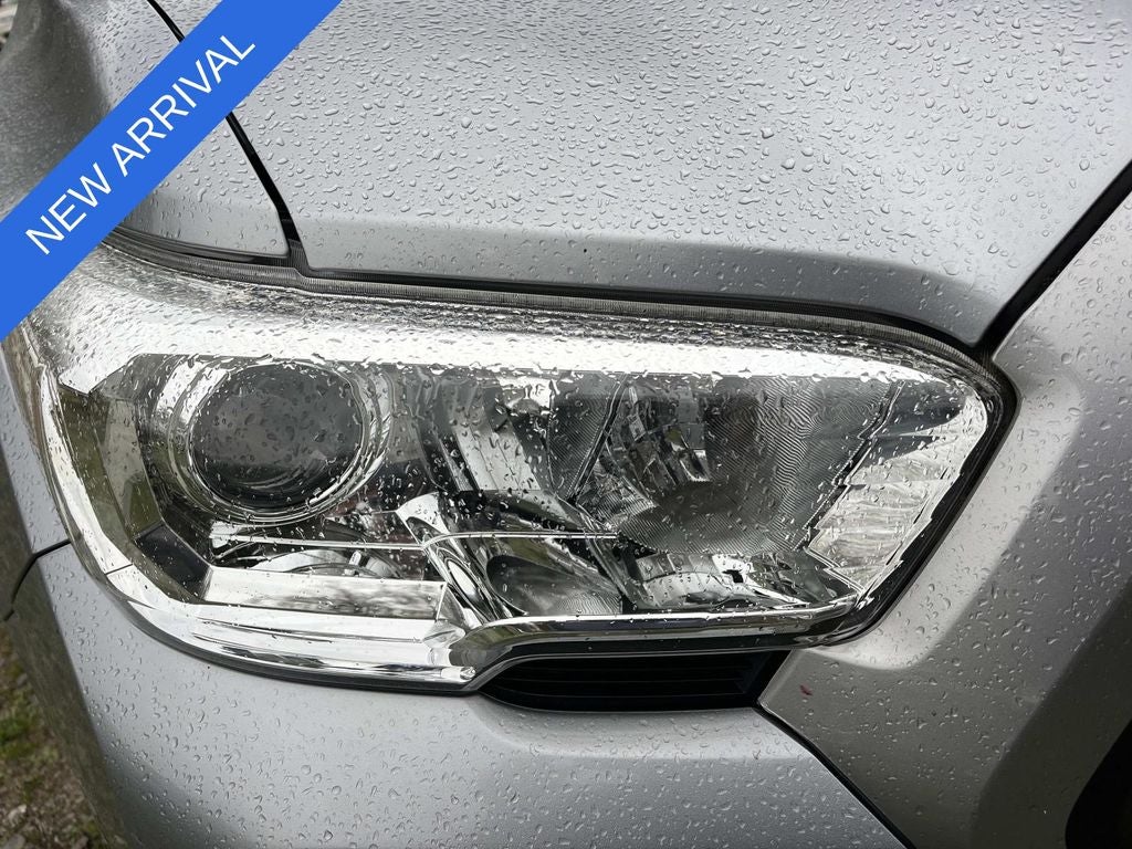 2021 Toyota Tacoma SR V6