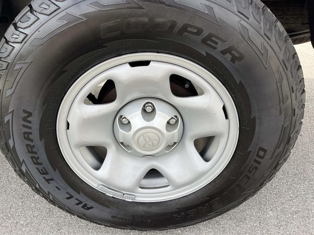 2016 Toyota Tacoma SR