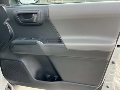 2016 Toyota Tacoma SR