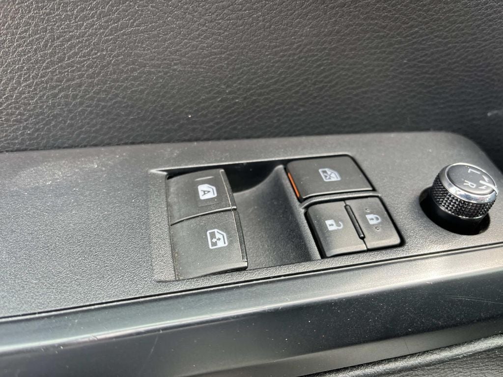 2016 Toyota Tacoma SR