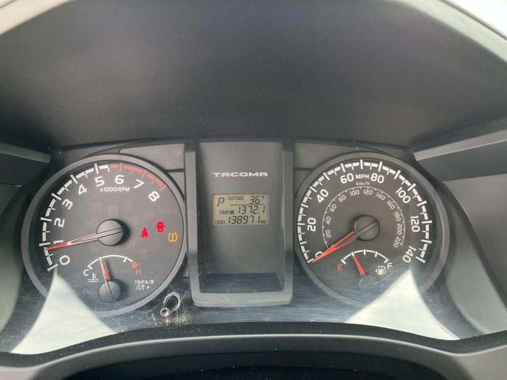 2016 Toyota Tacoma SR