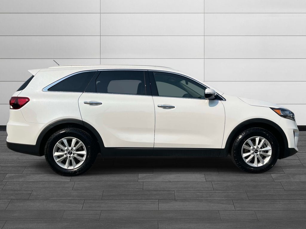 Used 2020 Kia Sorento LX with VIN 5XYPG4A39LG650972 for sale in Kingston, TN