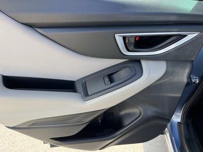 2023 Subaru Forester Base